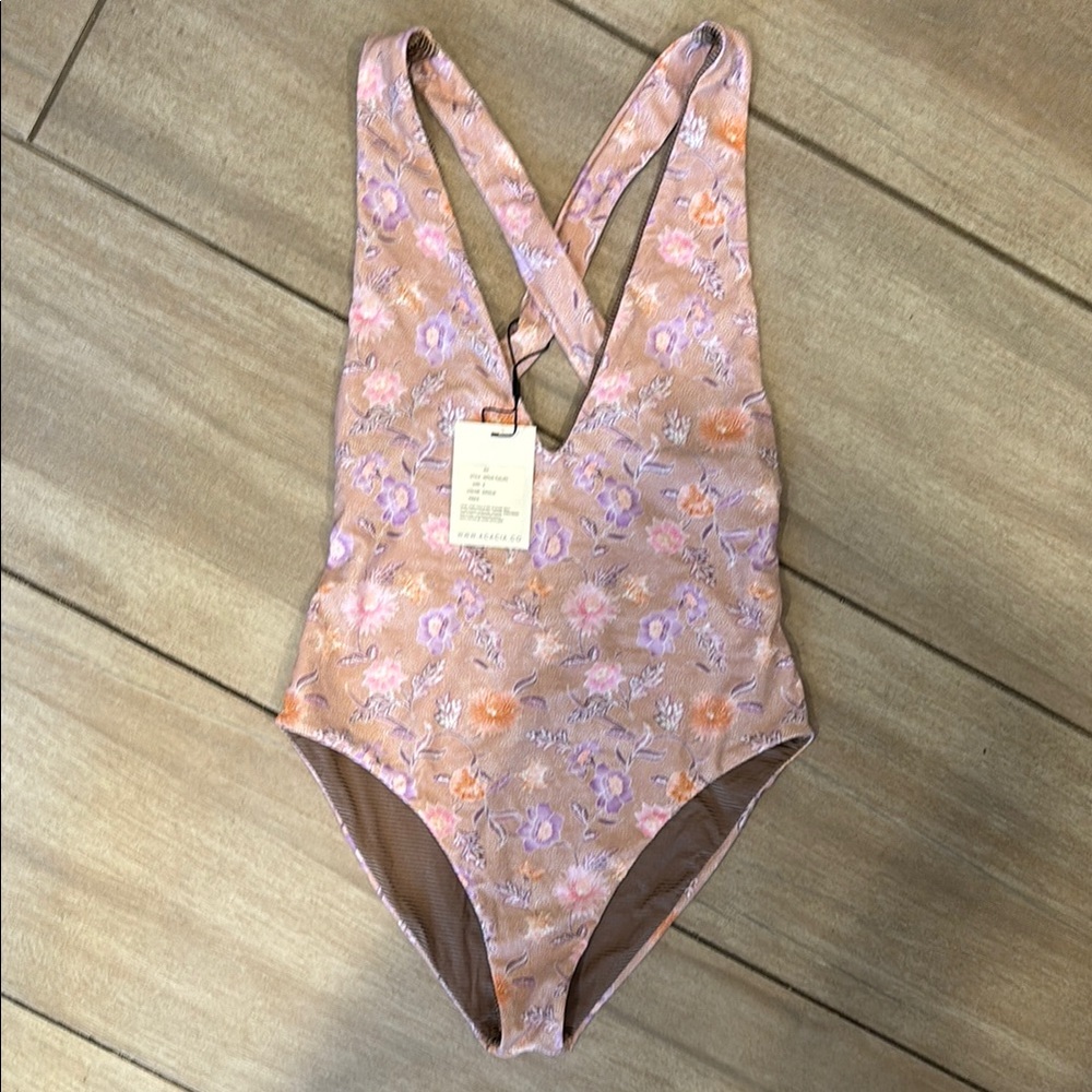 Acacia Nova One-Piece in Dahlia